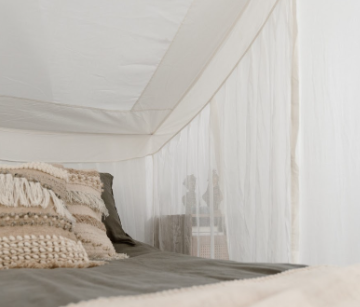 Hoe je met zachte materialen een ontspannen slaapkamer creëert